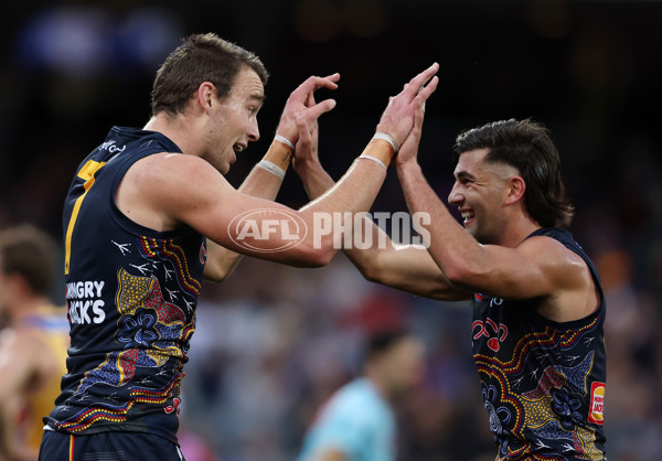 AFL 2023 Round 11 - Adelaide v Brisbane - A-1695357