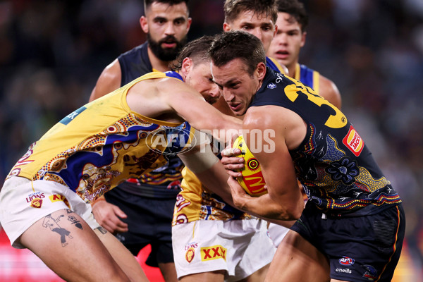 AFL 2023 Round 11 - Adelaide v Brisbane - A-1697168