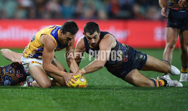 AFL 2023 Round 11 - Adelaide v Brisbane - A-1703626