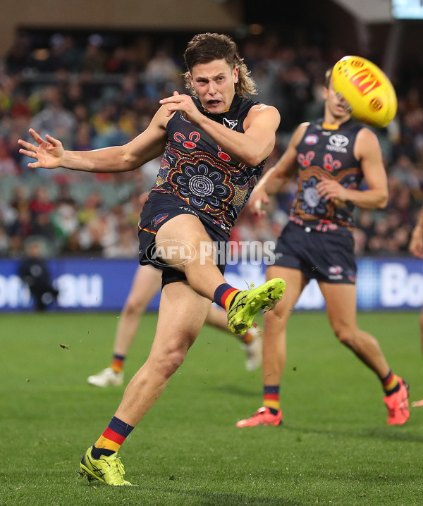 AFL 2023 Round 11 - Adelaide v Brisbane - A-1704597