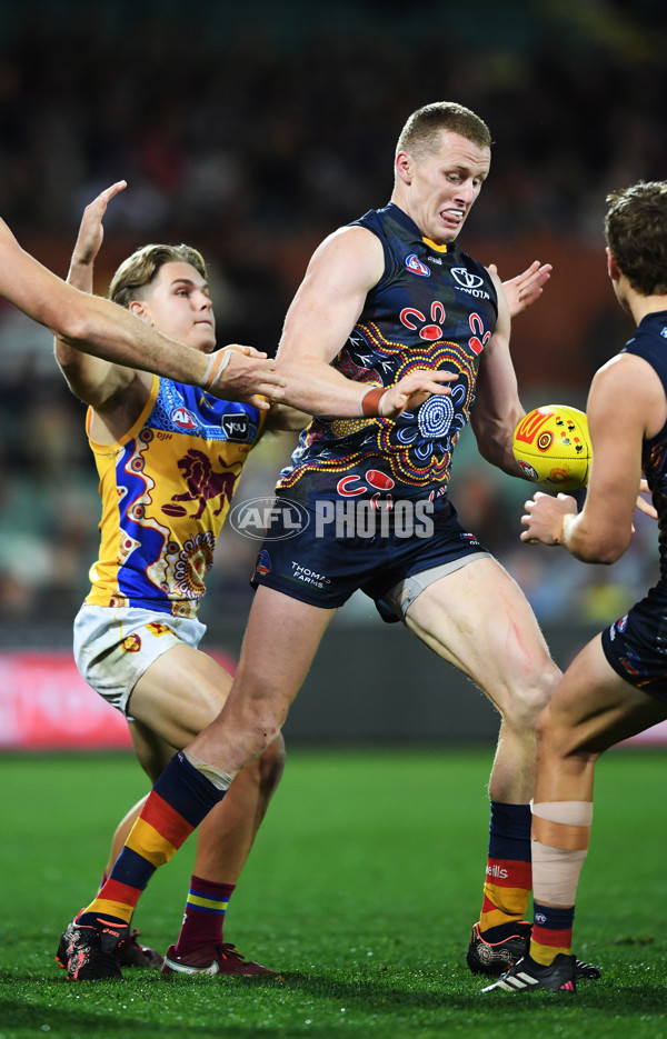 AFL 2023 Round 11 - Adelaide v Brisbane - A-1704625