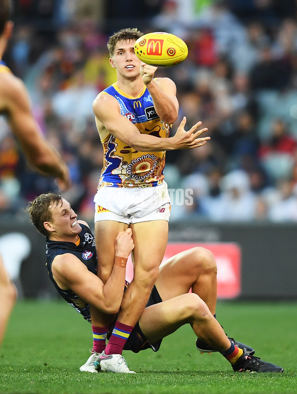 AFL 2023 Round 11 - Adelaide v Brisbane - A-1704642