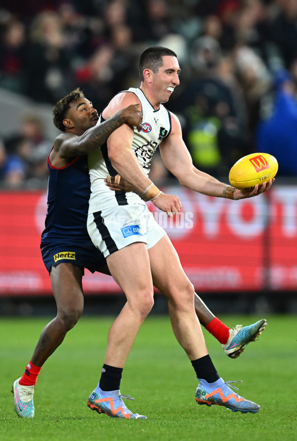 AFL 2023 Round 12 - Melbourne v Carlton - A-1725190