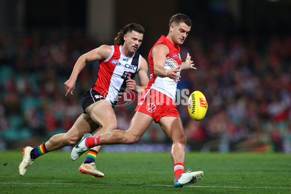 AFL 2023 Round 13 - Sydney v St Kilda - A-1774963