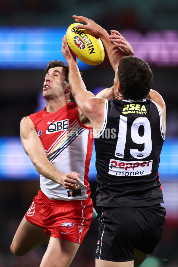 AFL 2023 Round 13 - Sydney v St Kilda - A-1775919