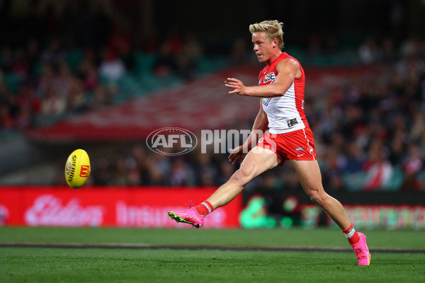 AFL 2023 Round 13 - Sydney v St Kilda - A-1775924