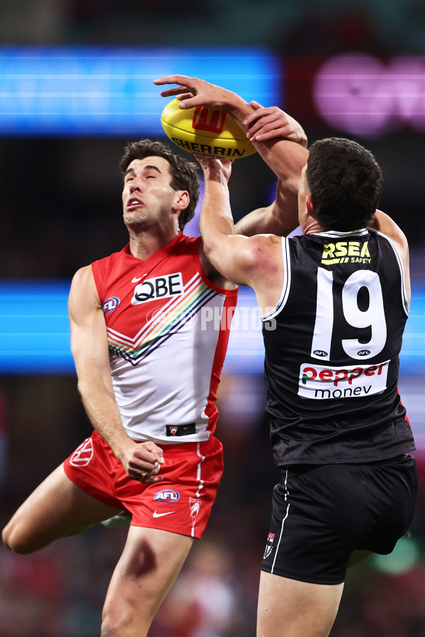 AFL 2023 Round 13 - Sydney v St Kilda - A-1775933