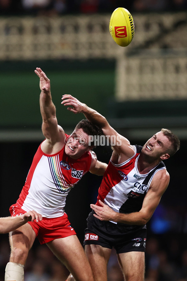 AFL 2023 Round 13 - Sydney v St Kilda - A-1778356