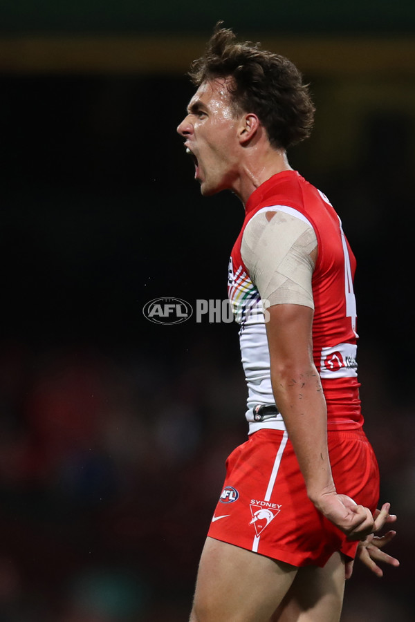 AFL 2023 Round 13 - Sydney v St Kilda - A-1778381