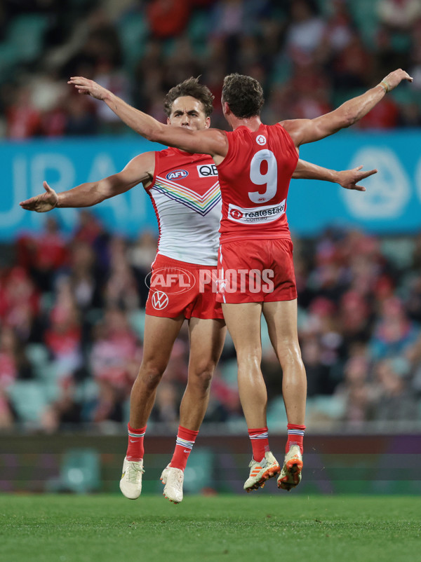 AFL 2023 Round 13 - Sydney v St Kilda - A-1779067