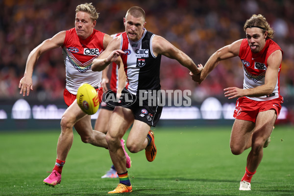 AFL 2023 Round 13 - Sydney v St Kilda - A-1779083