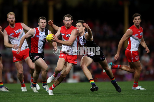 AFL 2023 Round 13 - Sydney v St Kilda - A-1781624