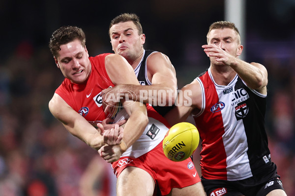 AFL 2023 Round 13 - Sydney v St Kilda - A-1782149