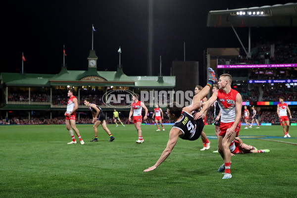 AFL 2023 Round 13 - Sydney v St Kilda - A-1782191