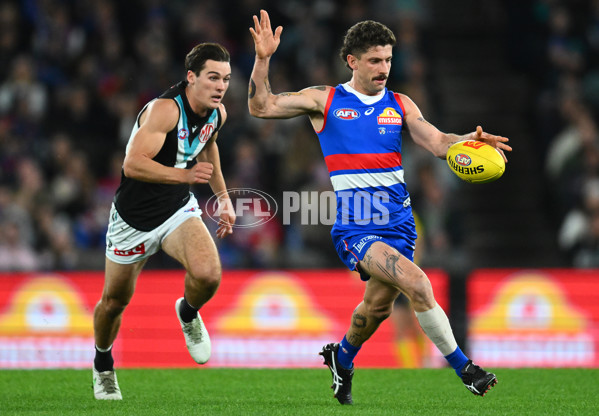 AFL 2023 Round 13 - Western Bulldogs v Port Adelaide - A-1786612