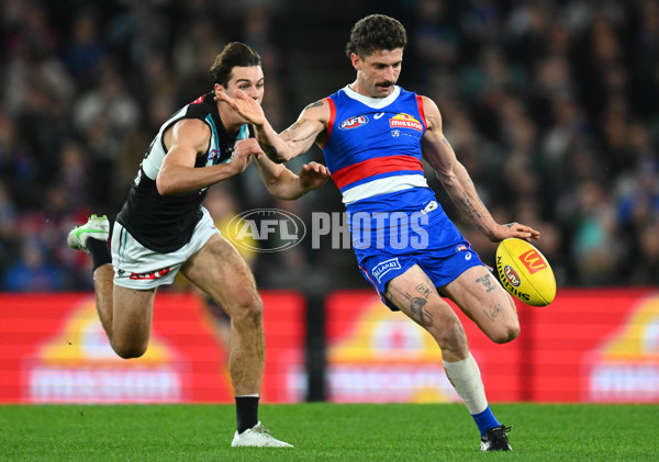 AFL 2023 Round 13 - Western Bulldogs v Port Adelaide - A-1787828