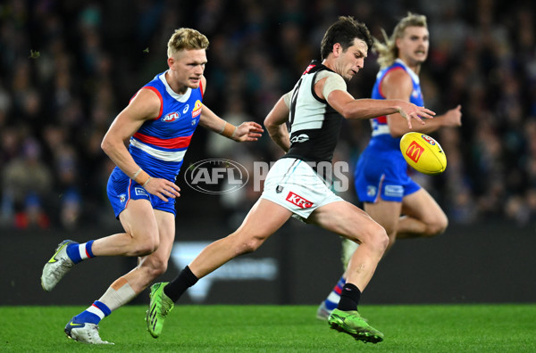 AFL 2023 Round 13 - Western Bulldogs v Port Adelaide - A-1787896