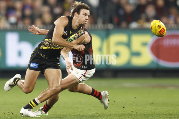 AFL 2022 Round 10 - Richmond v Essendon - A-318533