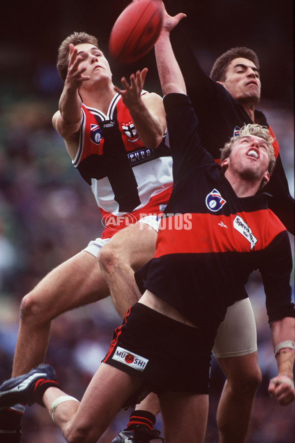 AFL 1999 Reserves Grand Final - St Kilda v Essendon - 138682