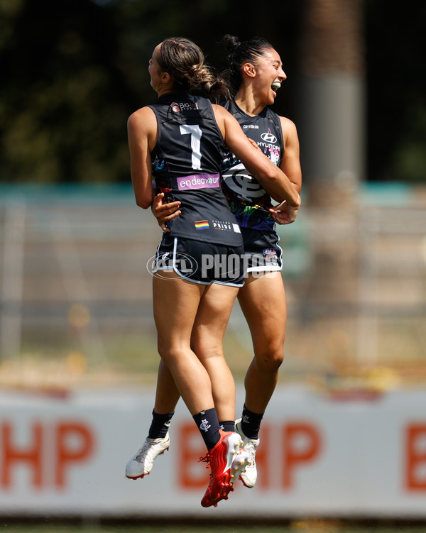 AFLW 2022 Round 04 - Carlton v North Melbourne - A-390998