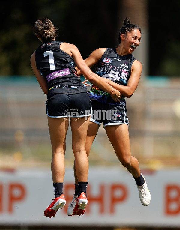 AFLW 2022 Round 04 - Carlton v North Melbourne - A-391026