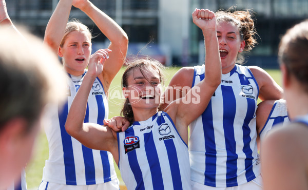 AFLW 2022 Round 04 - Carlton v North Melbourne - A-391047