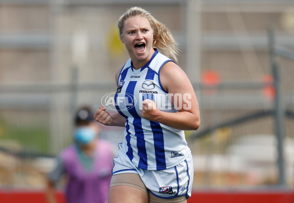 AFLW 2022 Round 04 - Carlton v North Melbourne - A-391071