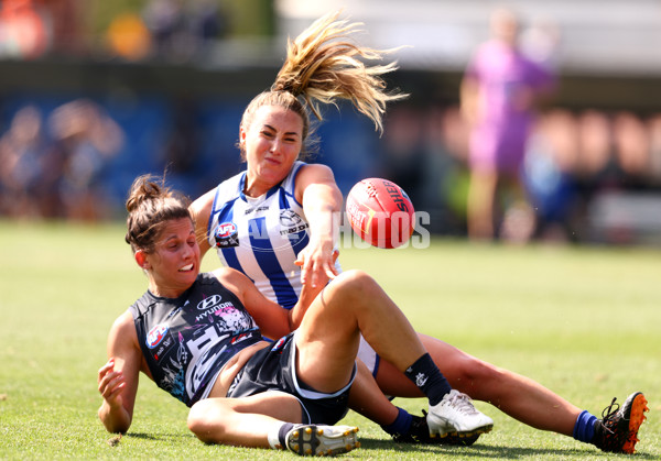 AFLW 2022 Round 04 - Carlton v North Melbourne - A-395948