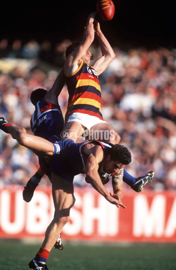 AFL 1997 1st Preliminary Final - Western Bulldogs v Adelaide - 141107