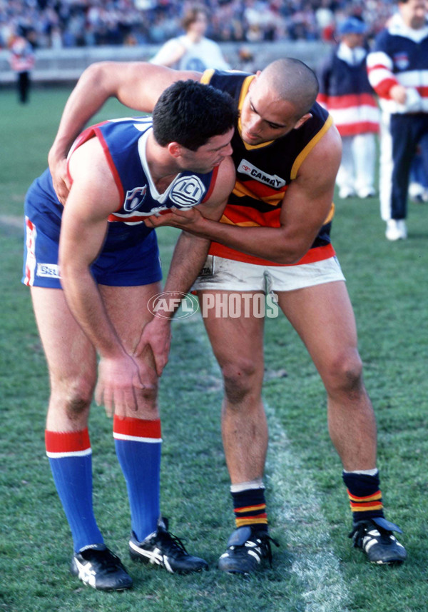 AFL 1997 1st Preliminary Final - Western Bulldogs v Adelaide - 141646