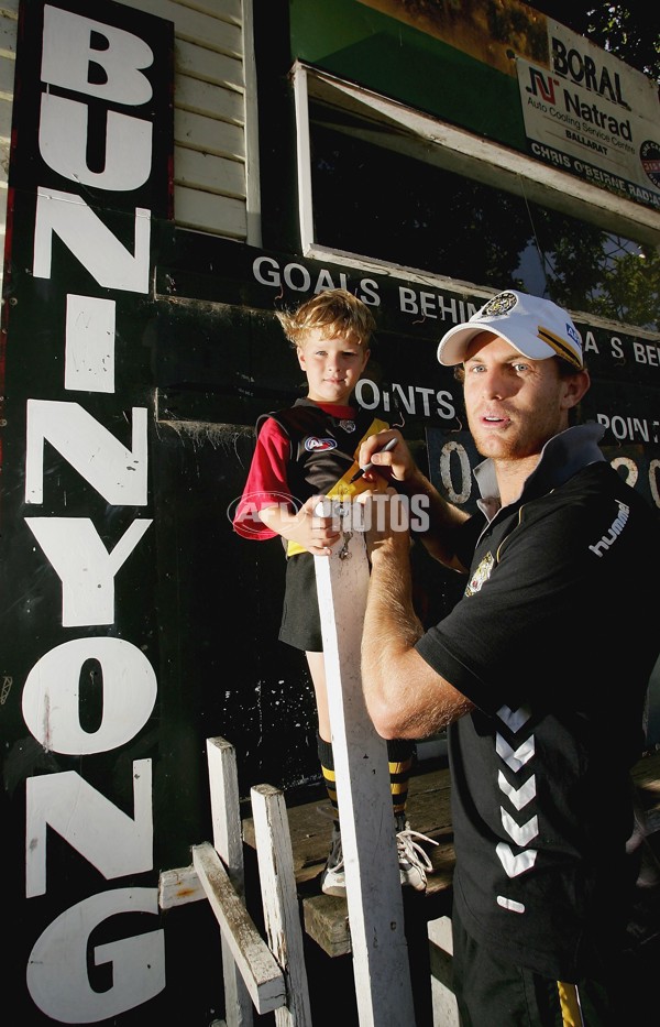 AFL 2006 Media - 2006 Richmond AFL Community Camp - 45963