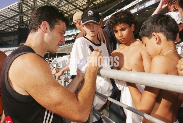 AFL 2006 Media - Collingwood 2006 AFL Community Camp - 186078