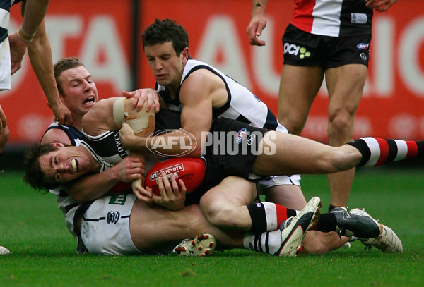 AFL 2009 Toyota Grand Final - St Kilda v Geelong - 195225