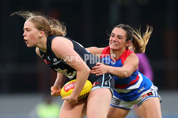 AFLW 2022 S7 Round 10 - Carlton v Western Bulldogs - A-462305