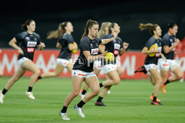 AFLW 2022 S7 Round 10 - Brisbane v Collingwood - A-465413