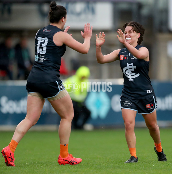 AFLW 2022 S7 Round 10 - Carlton v Western Bulldogs - A-465421