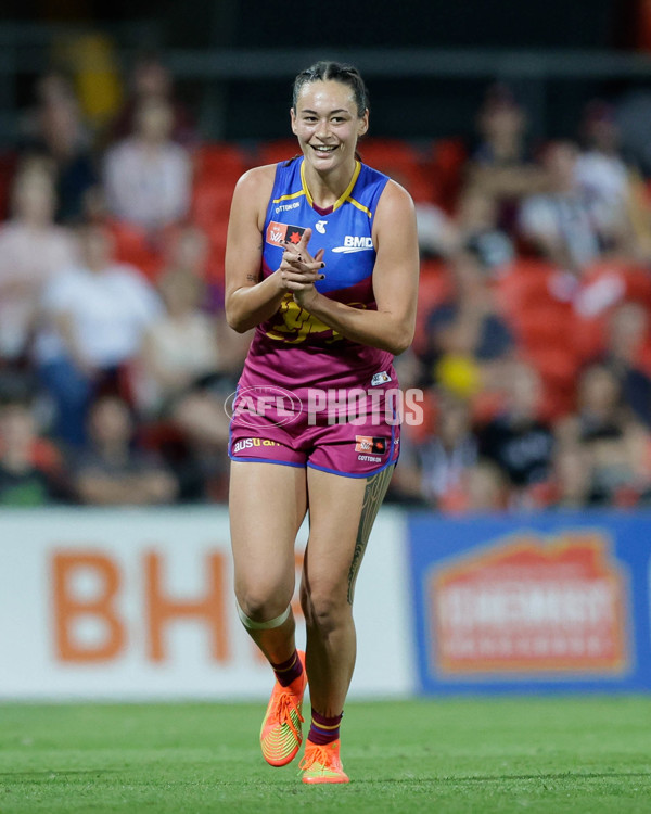 AFLW 2022 S7 Round 10 - Brisbane v Collingwood - A-466017