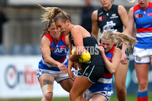 AFLW 2022 S7 Round 10 - Carlton v Western Bulldogs - A-466080