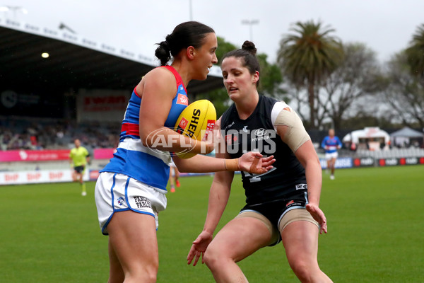 AFLW 2022 S7 Round 10 - Carlton v Western Bulldogs - A-466109