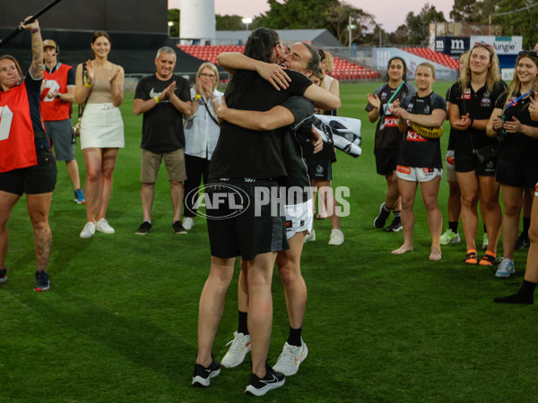 AFLW 2022 S7 Round 10 - Brisbane v Collingwood - A-468125