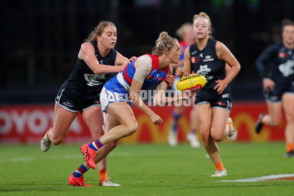 AFLW 2022 S7 Round 10 - Carlton v Western Bulldogs - A-468344