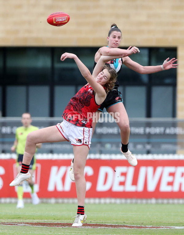 AFLW 2022 S7 Round 10 - Port Adelaide v Essendon - A-481283