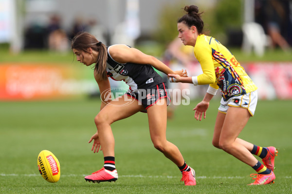 AFLW 2022 S7 Round 10 - St Kilda v Adelaide - A-481312