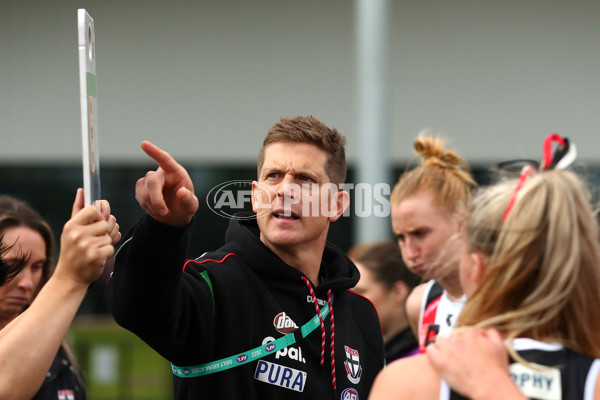 AFLW 2022 S7 Round 10 - St Kilda v Adelaide - A-482176