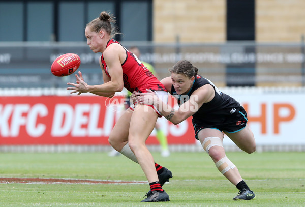 AFLW 2022 S7 Round 10 - Port Adelaide v Essendon - A-482188