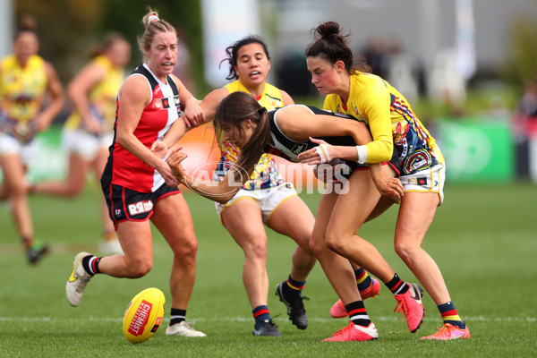 AFLW 2022 S7 Round 10 - St Kilda v Adelaide - A-483703