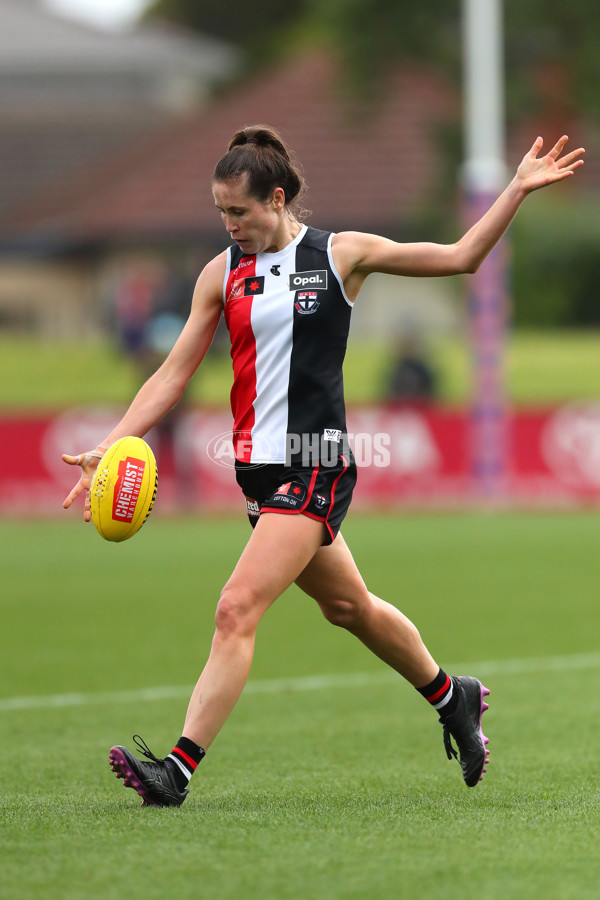 AFLW 2022 S7 Round 10 - St Kilda v Adelaide - A-486353