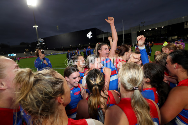 AFLW 2022 S7 Round 10 - Carlton v Western Bulldogs - A-487040