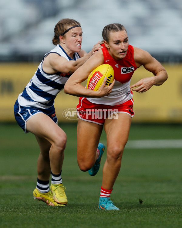 AFLW 2022 S7 Round 10 - Geelong v Sydney - A-493626