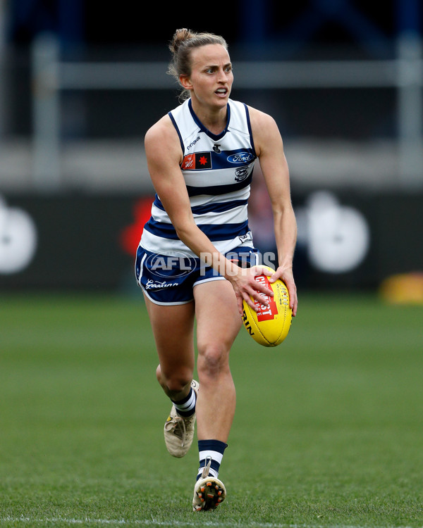 AFLW 2022 S7 Round 10 - Geelong v Sydney - A-494720